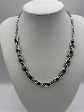 Vintage Blue Aurora Borealis Link Necklace JP469
